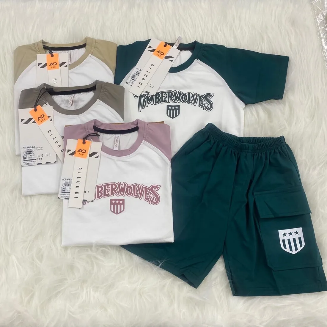Kids’ raglan knit t-shirt and shorts co-ord set